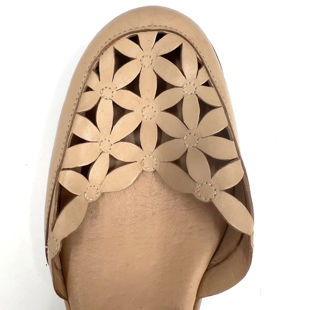 Nurture Women's Leather Ankle Strap Shoes Tan Floral Laser Cut Wedge 9M - Picture 9 of 10